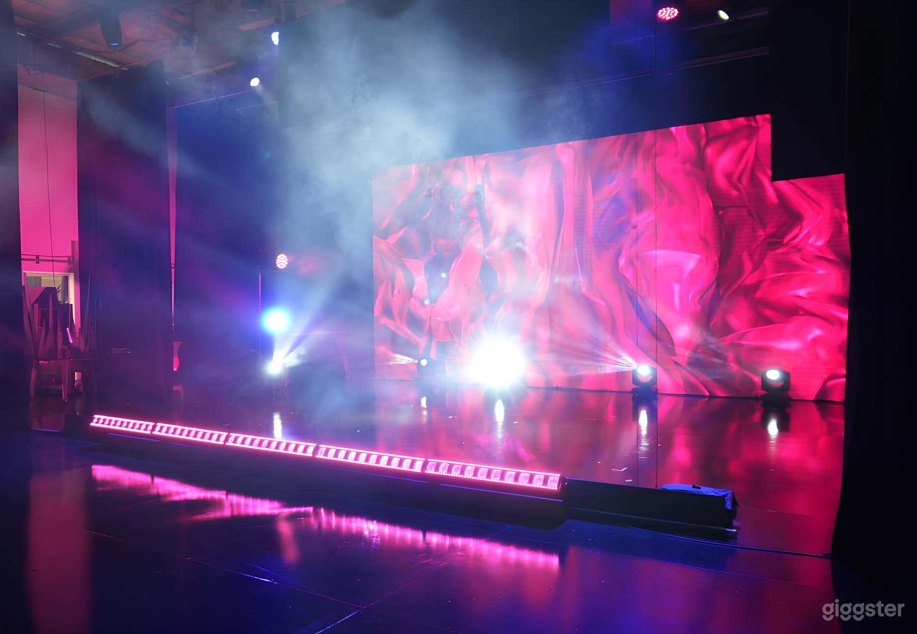 Amazing Theatre with LED Stage Photo 1