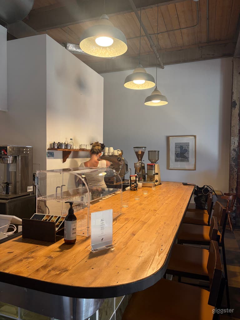  Le Social Café Bar 