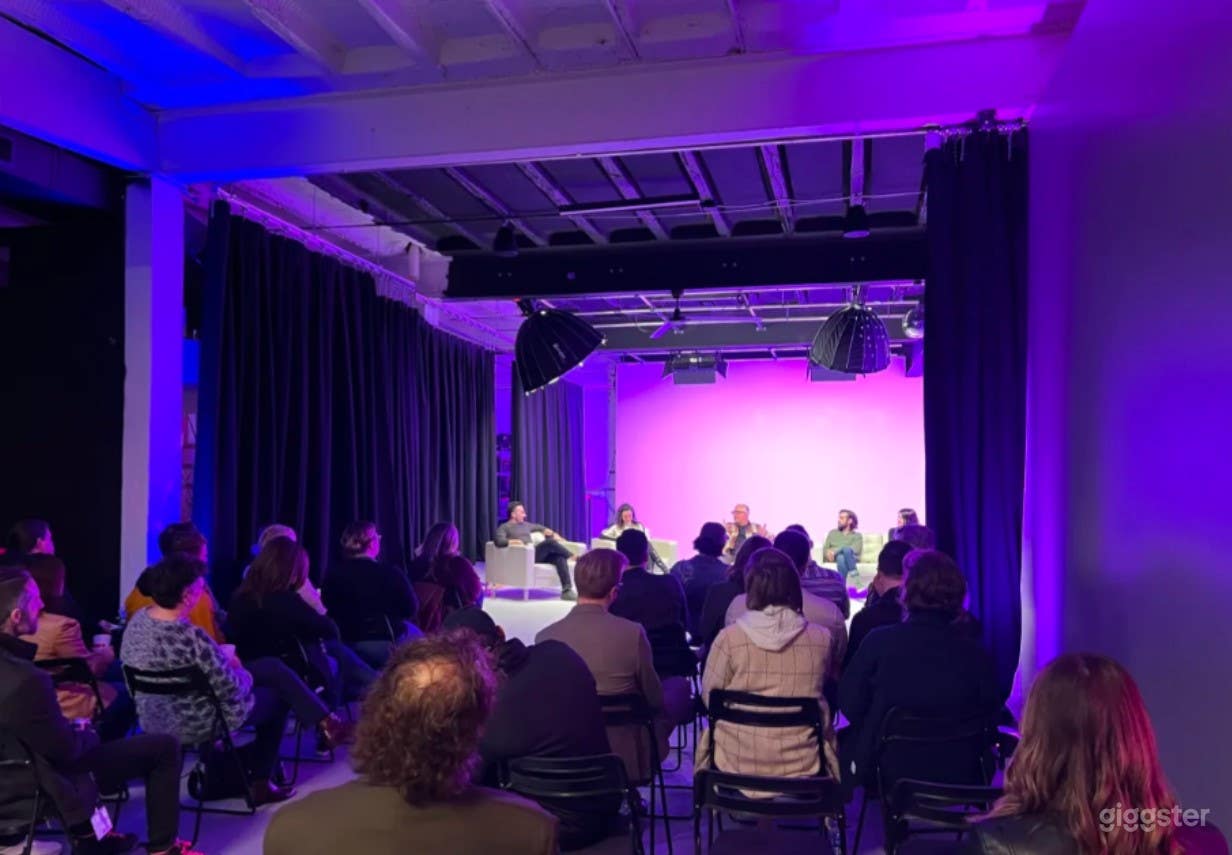 Pittsburgh studio with White and Green Cyc (Full Buyout) Photo 2