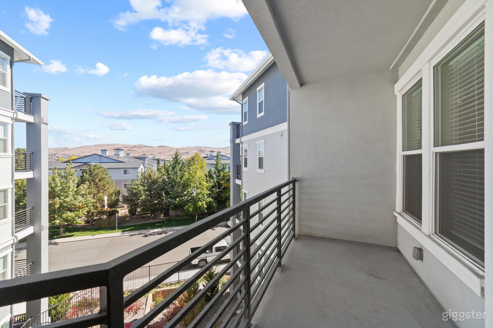 Chic Apt. w/ Jacuzzi, Pool, Nr Casino &amp; Shopping Photo 1