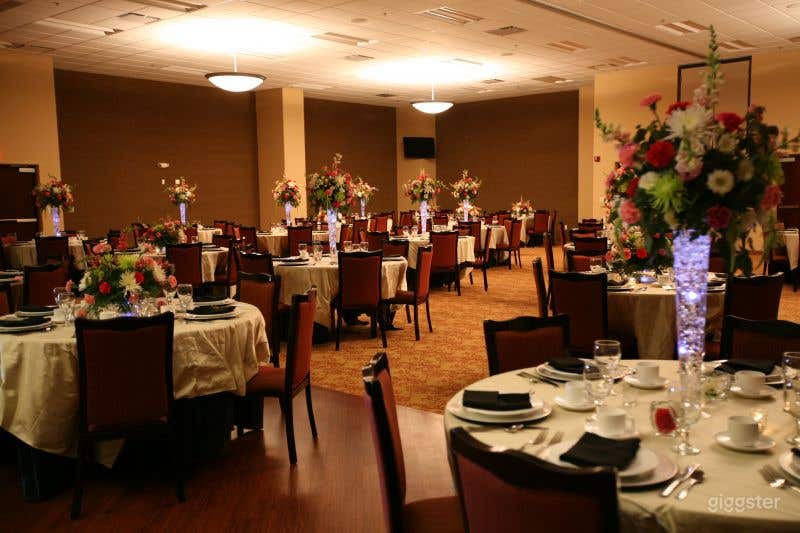 Hawthorne Room Multi-Use Event Space in the heart of Bloomington Photo 4