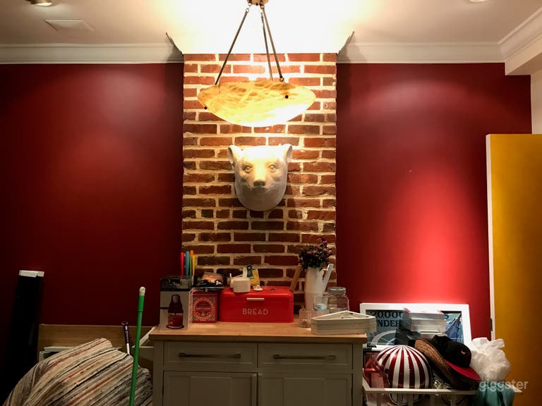  Beautiful Open Space Like-Loft In Lic. 