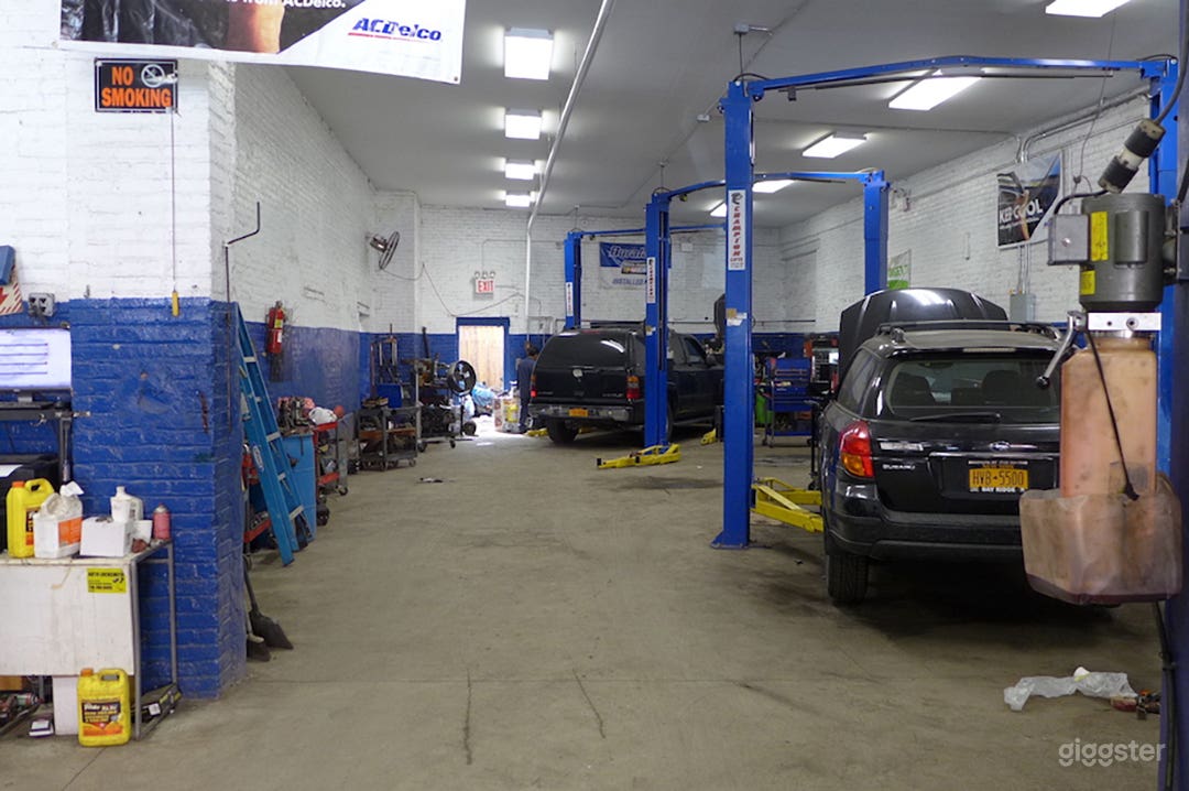 Brooklyn Auto Repair Garage Photo 2