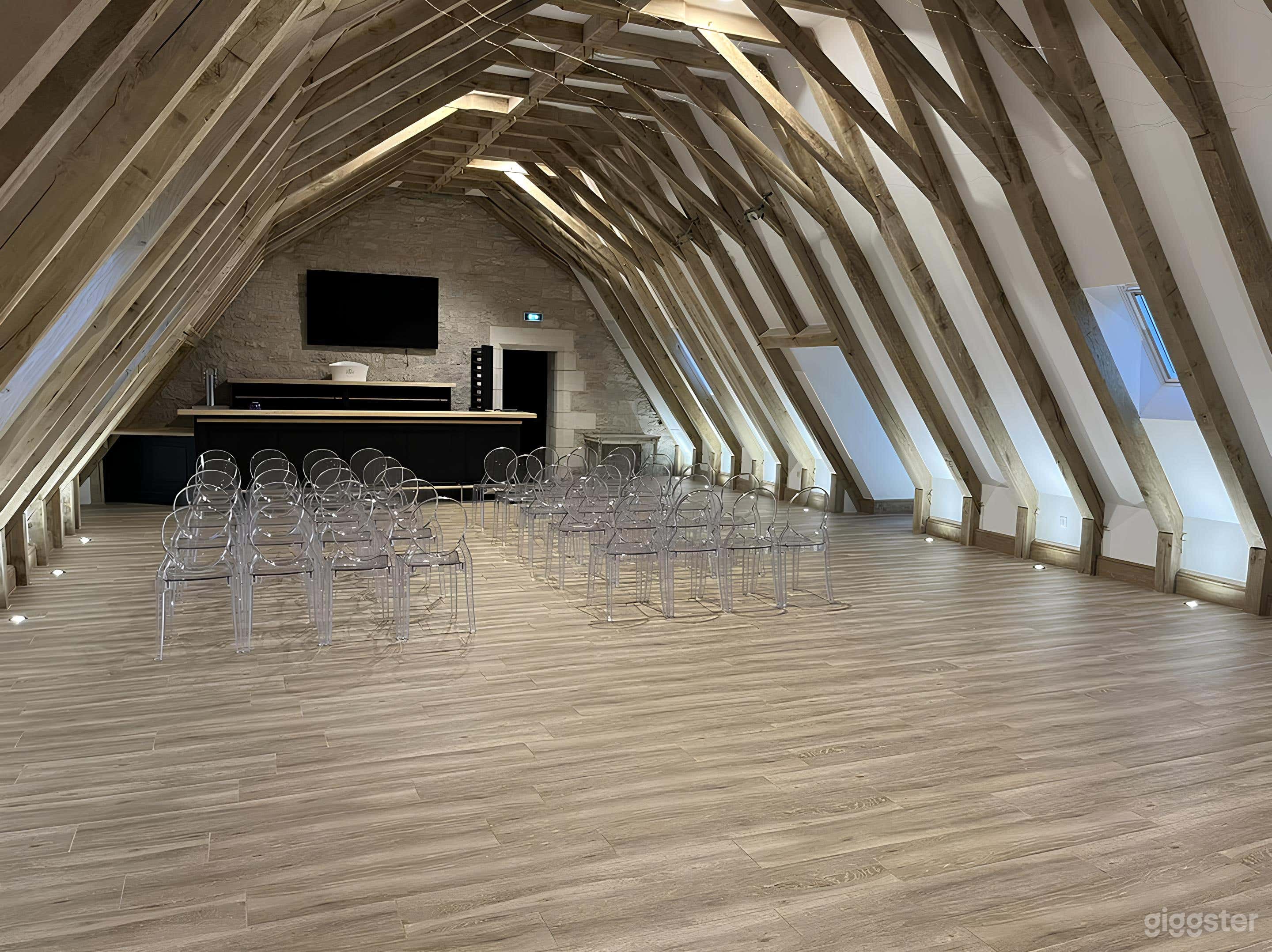 Photo de La Grange - Chambre spacieuse et intime 2