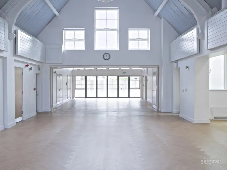  Scott Hall - Bright & Flexible School Hall for Hire 