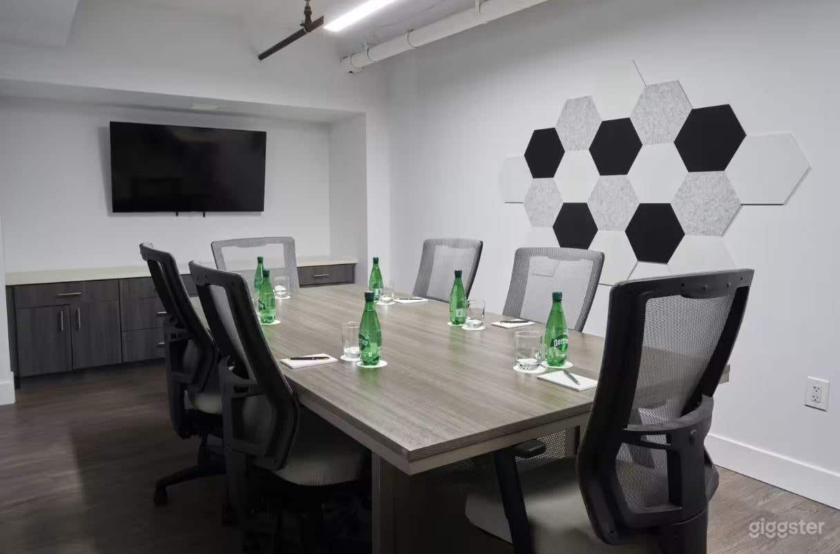 Sleek Meeting Room Photo 1