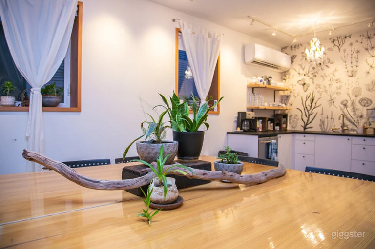  Portland's Intimate Gathering Space for 50 People 