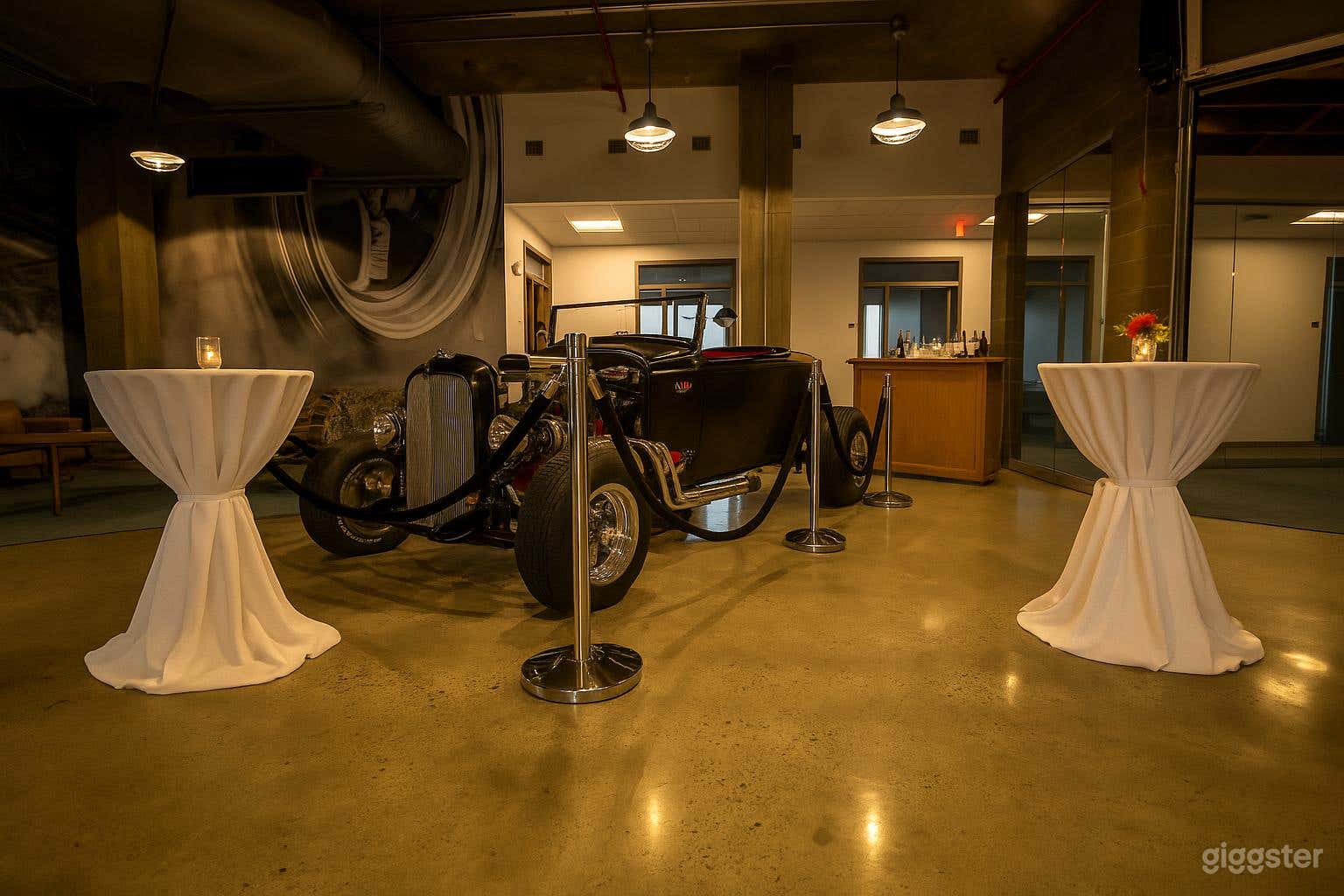 The Garage Photo 3