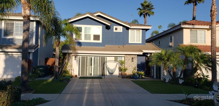  Modern Beachy Home 