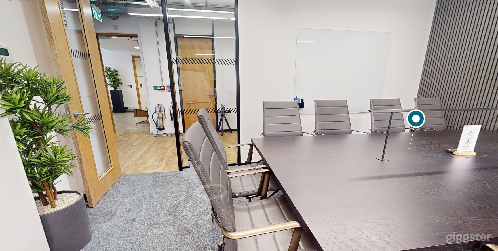Madingley Meeting Room for 10 Persons Photo 1