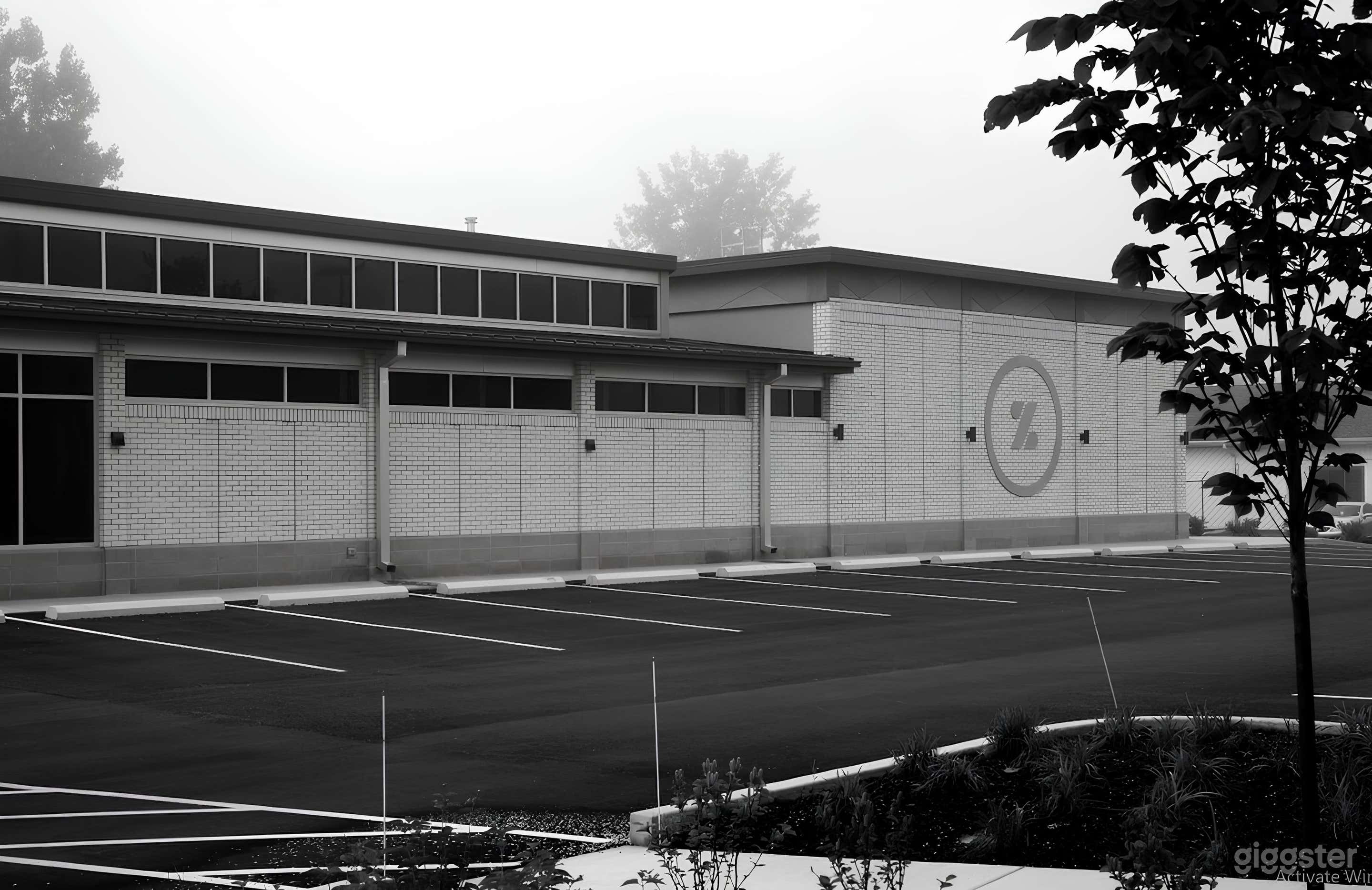 40,000 sq Versatile Parking Lot is Perfect for Movies Photo 3