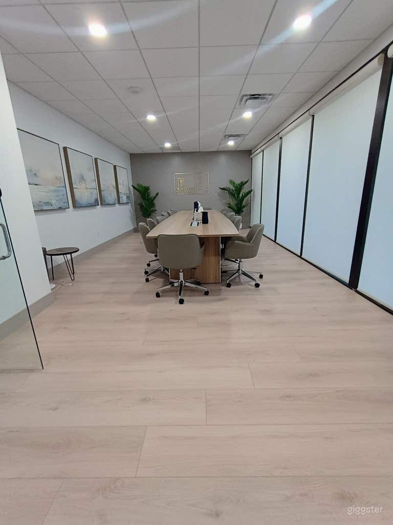  Professional Boardroom for Rent - Central Sacramento 