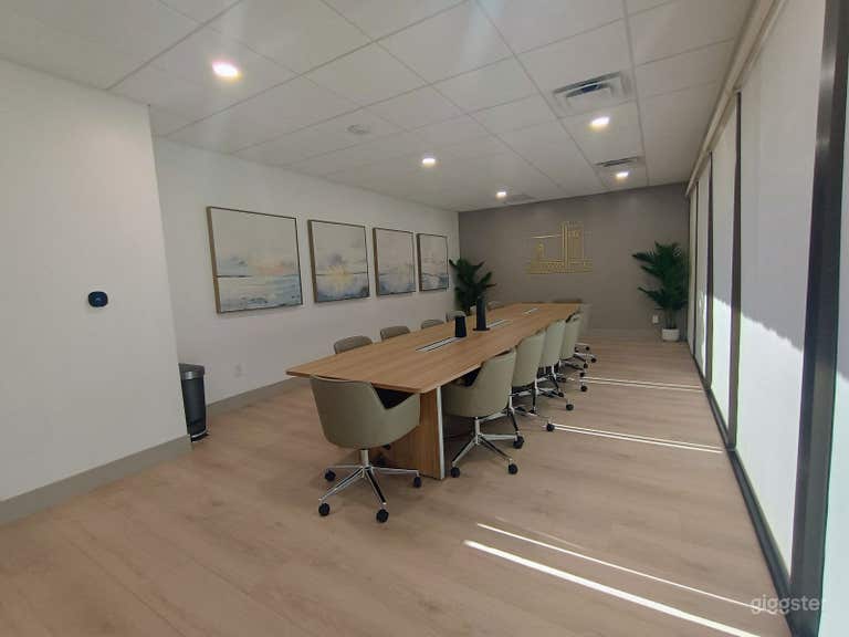  Professional Boardroom for Rent - Central Sacramento 