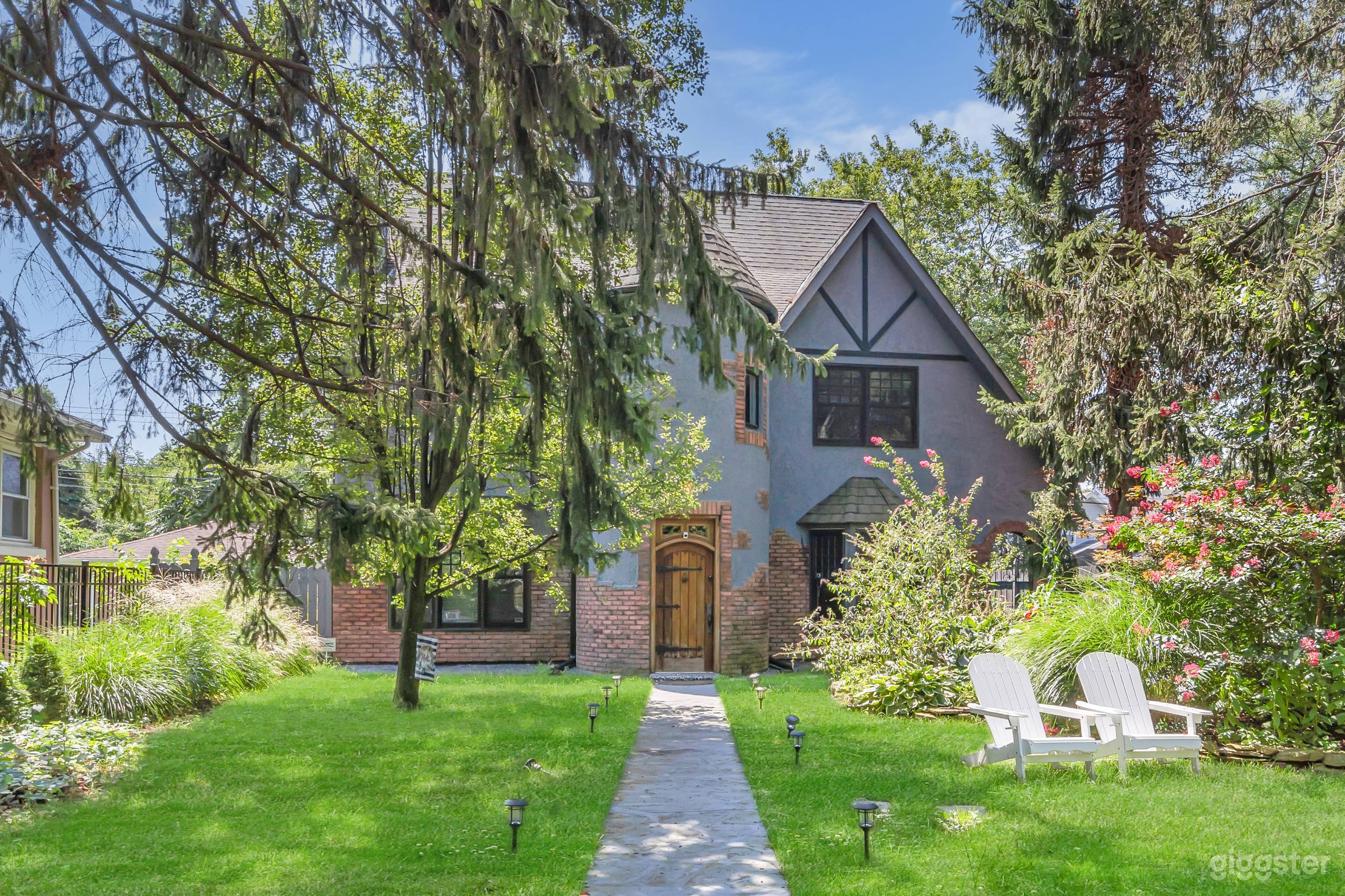 Frontyard of house - picture taken in the summer