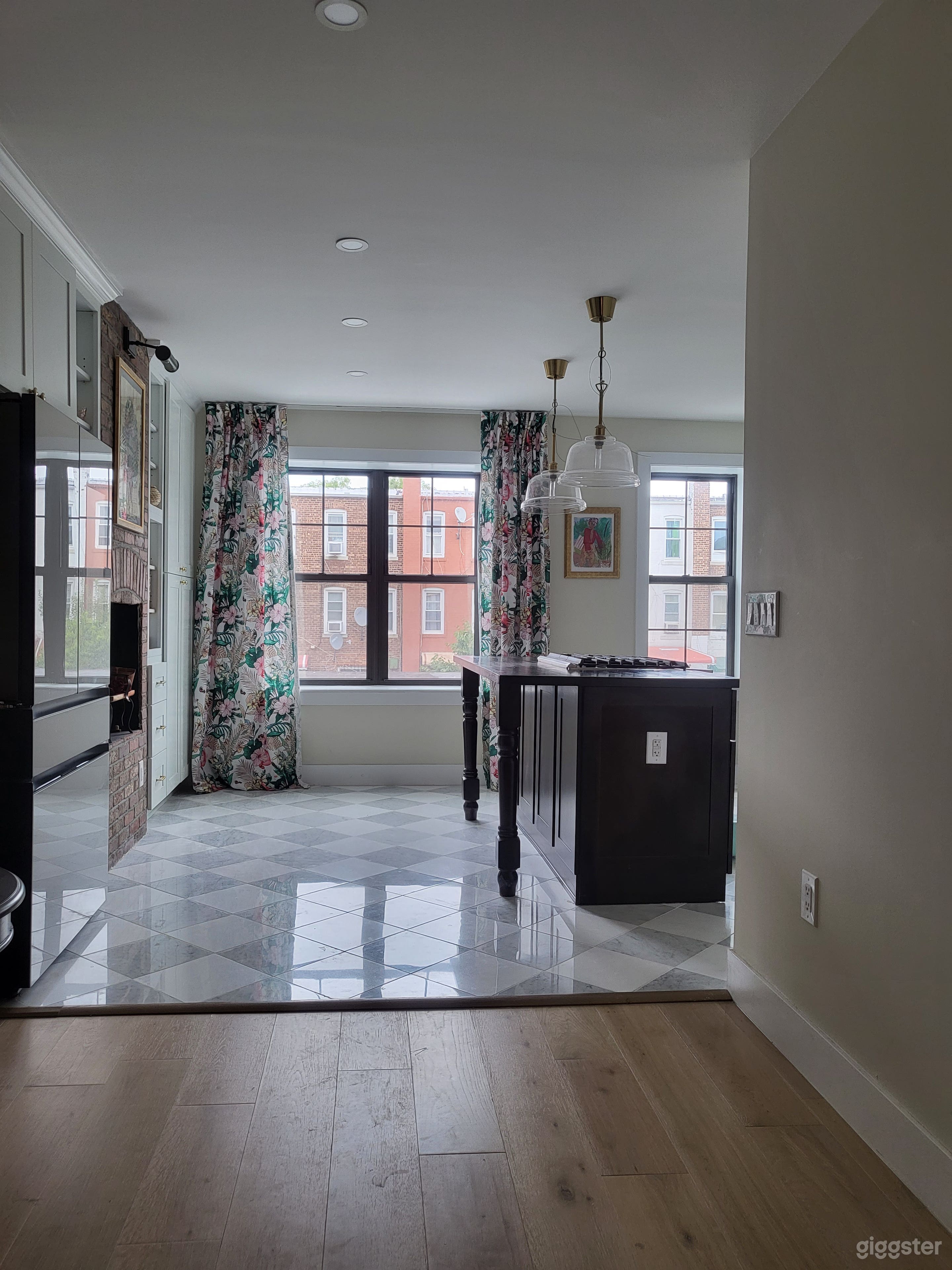 Townhouse Duplex Photo 3