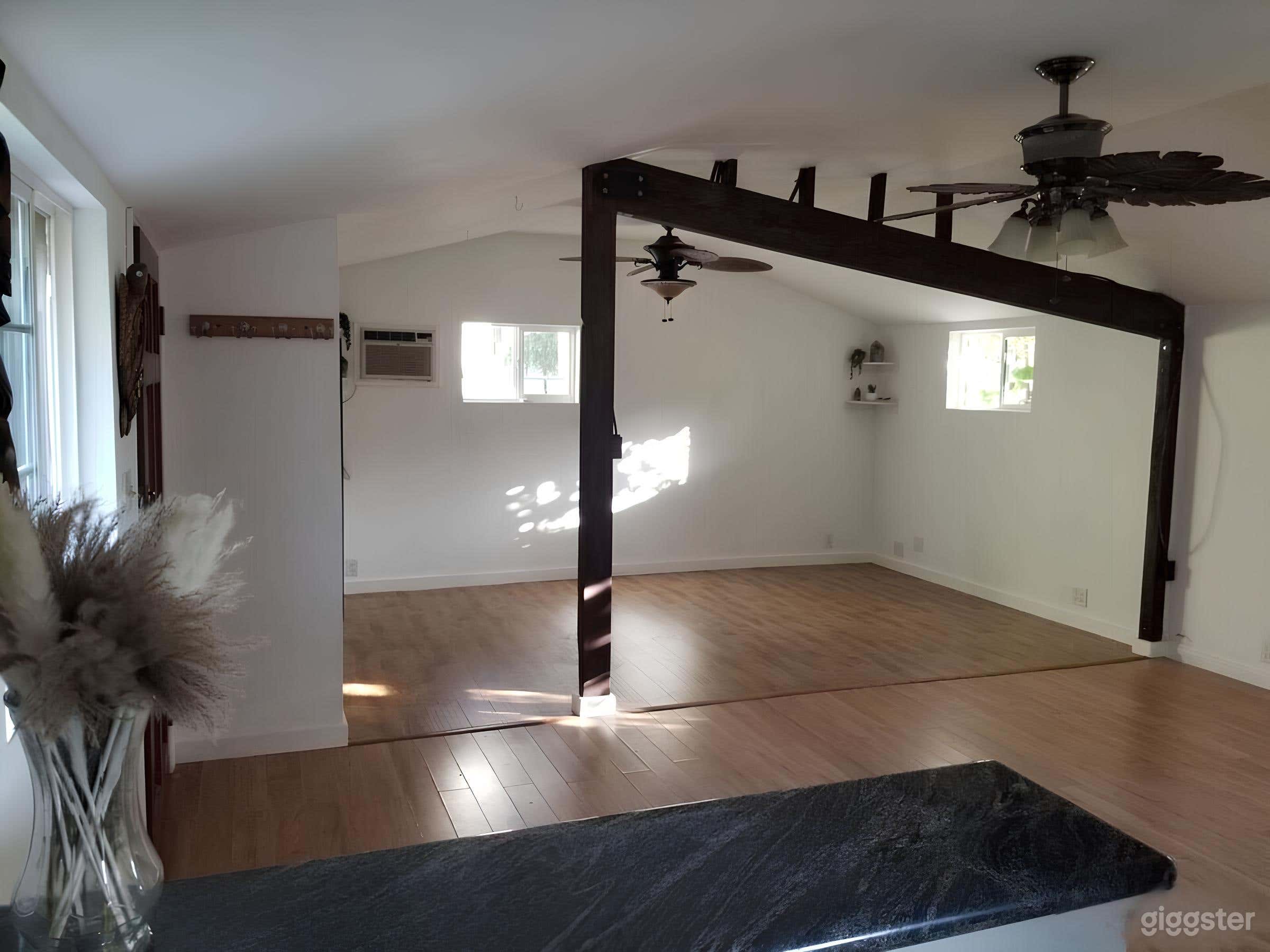 Charming Guest House in Burbank Photo 4