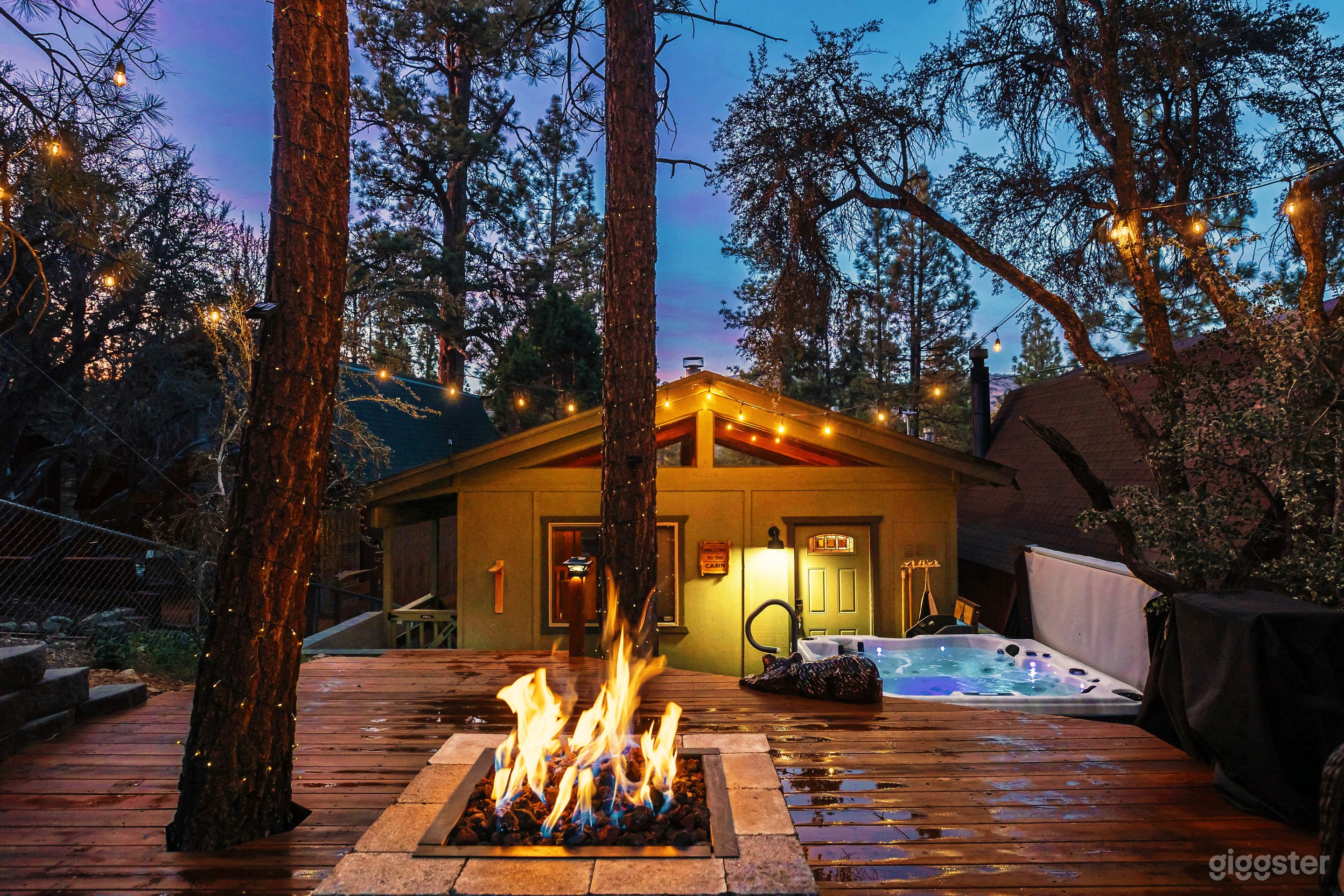 Treehouse Vibes🌲Hot Tub🌲 Underneath The Stars✨ Photo 1