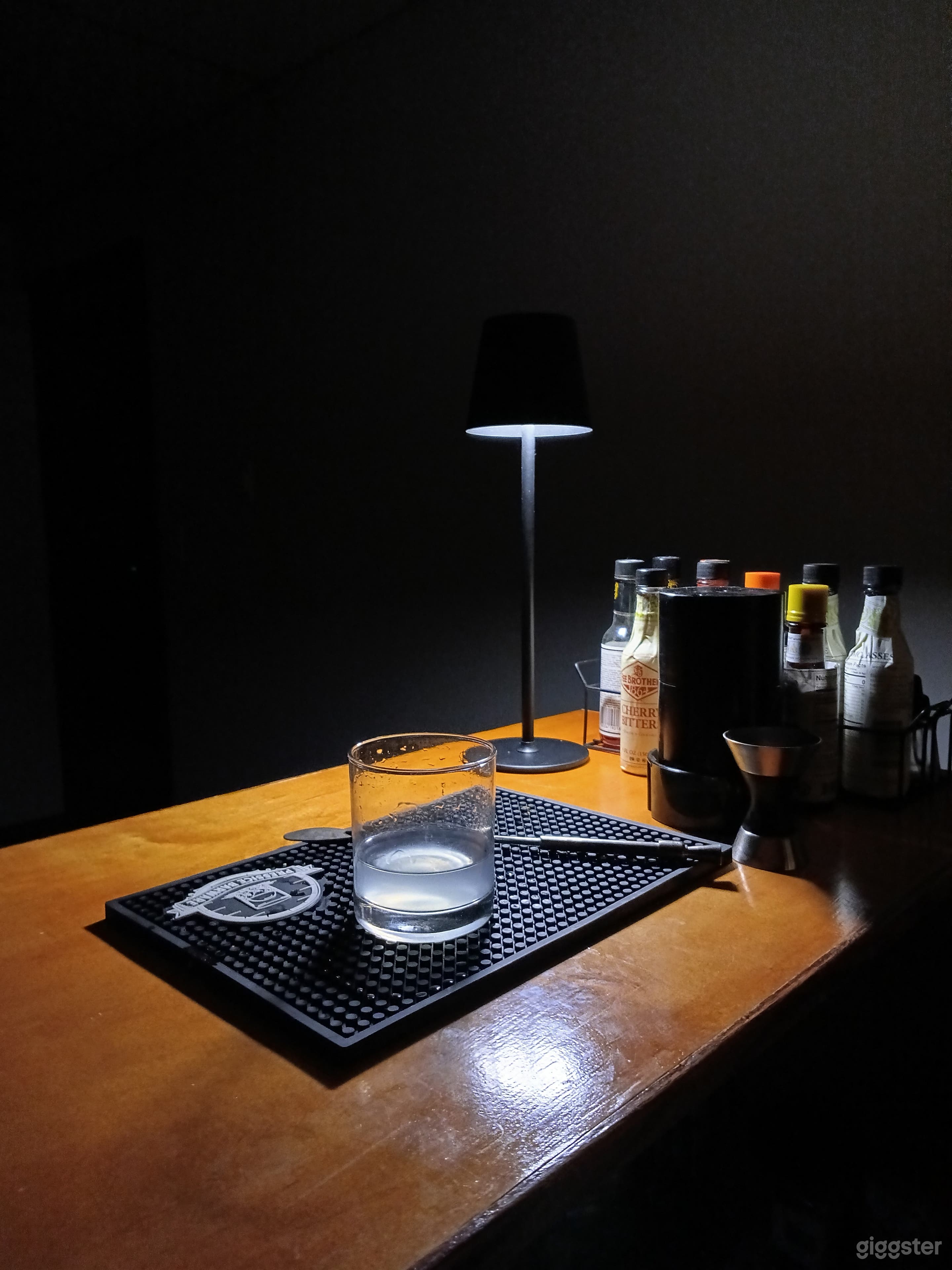 BAR - SPEAKEASY - COCKTAIL LOUNGE - Los Angeles Photo 2