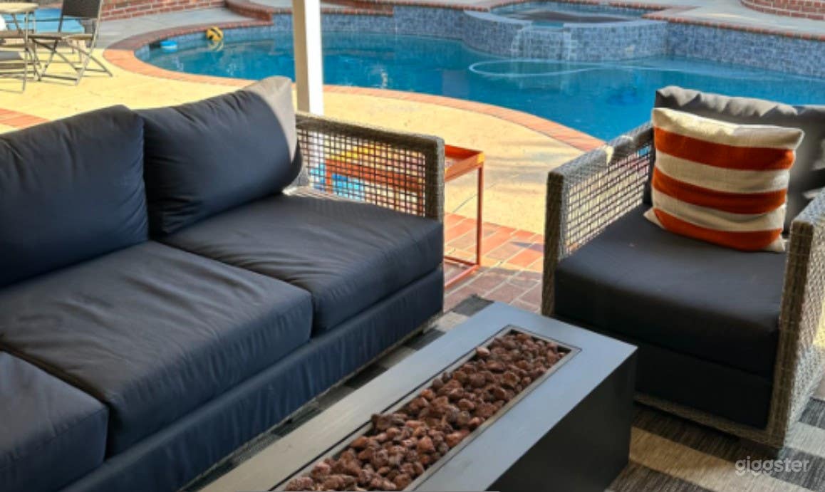 Stunning Traditional American Pool Photo 3