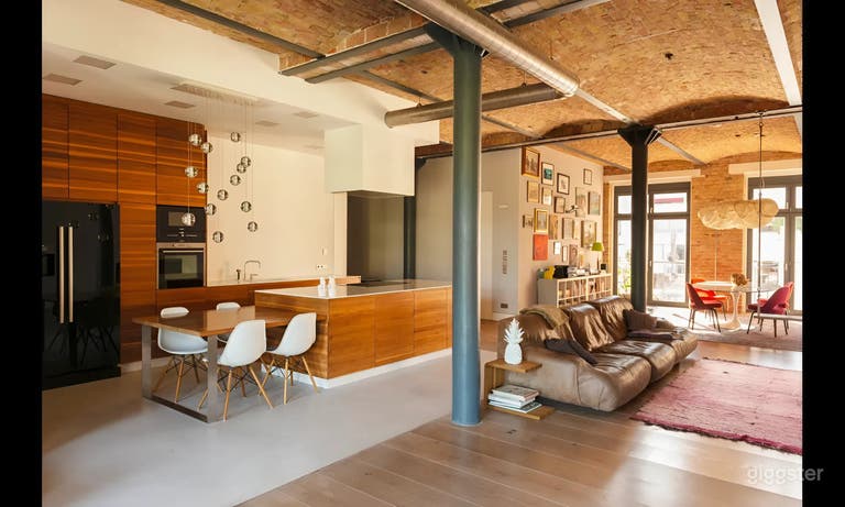  Loft industriel de 300 m² pour tournages photo et film 