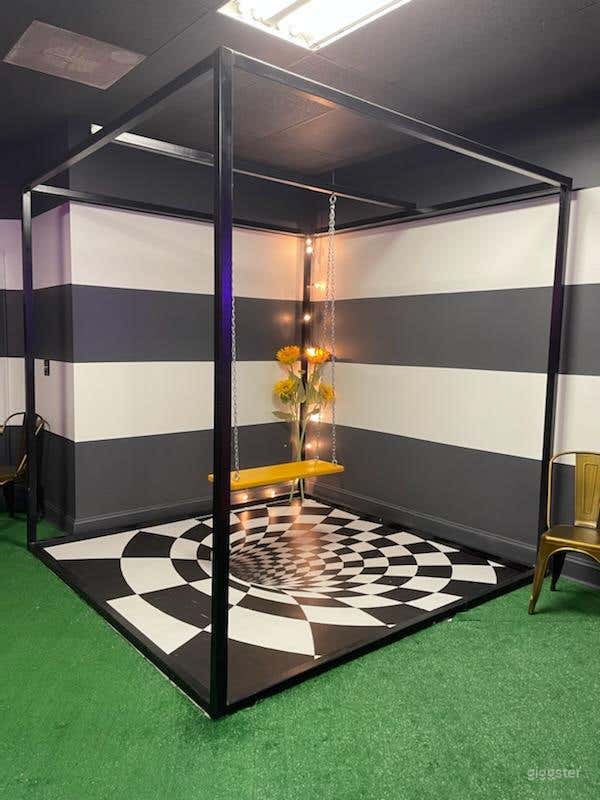 Colorful Selfie/Photography Studio in Memphis Photo 3