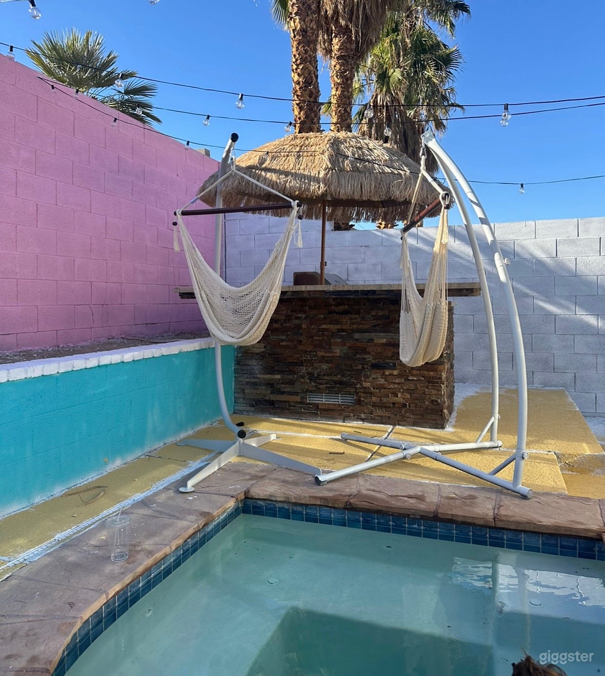 Pool for parties fun slide and hammocks! Photo 1