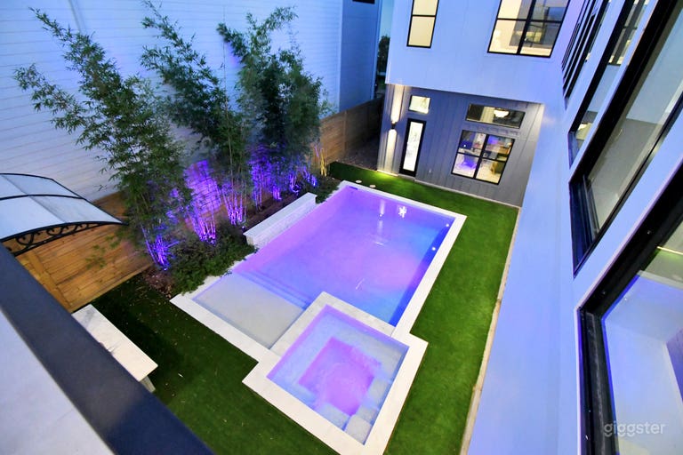  Modern Luxury Event Villa in Memorial, Near The Galleria 