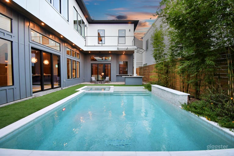  Modern Luxury Event Villa in Memorial, Near The Galleria 