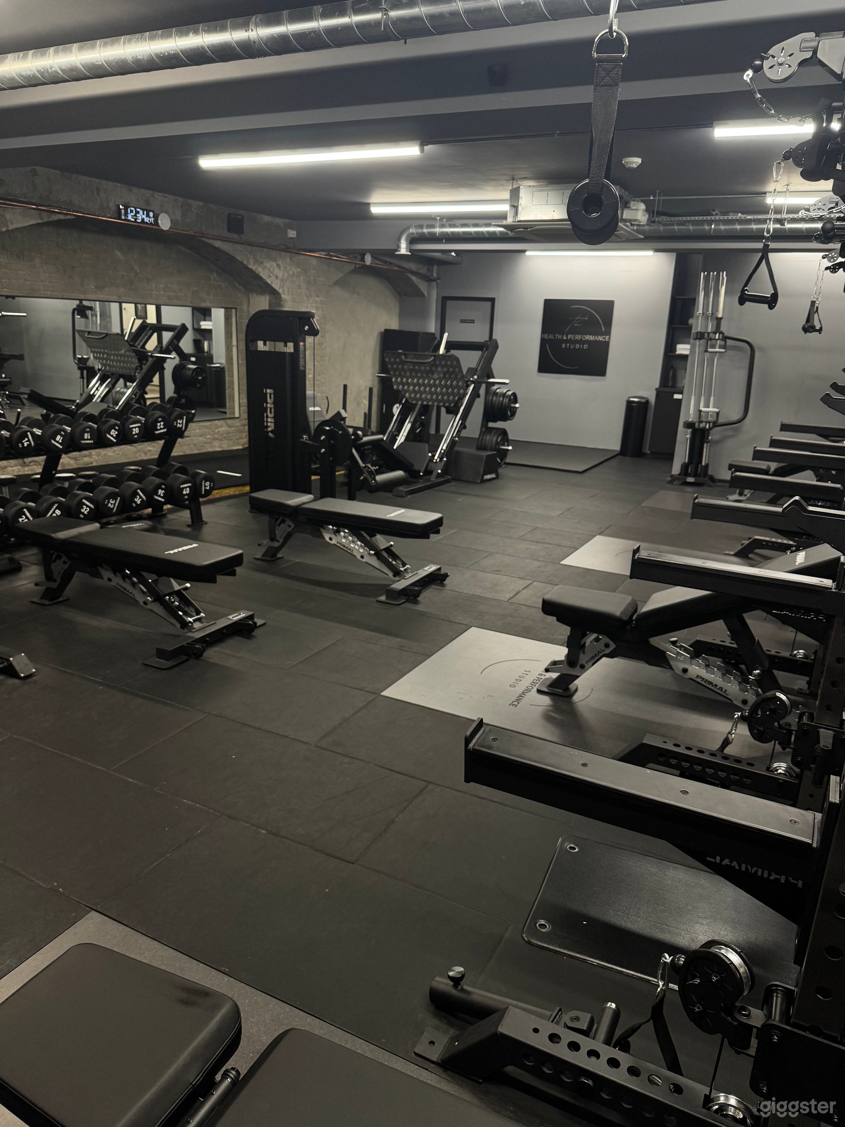 Premium Gym &amp; Treatment Room Rental Photo 2