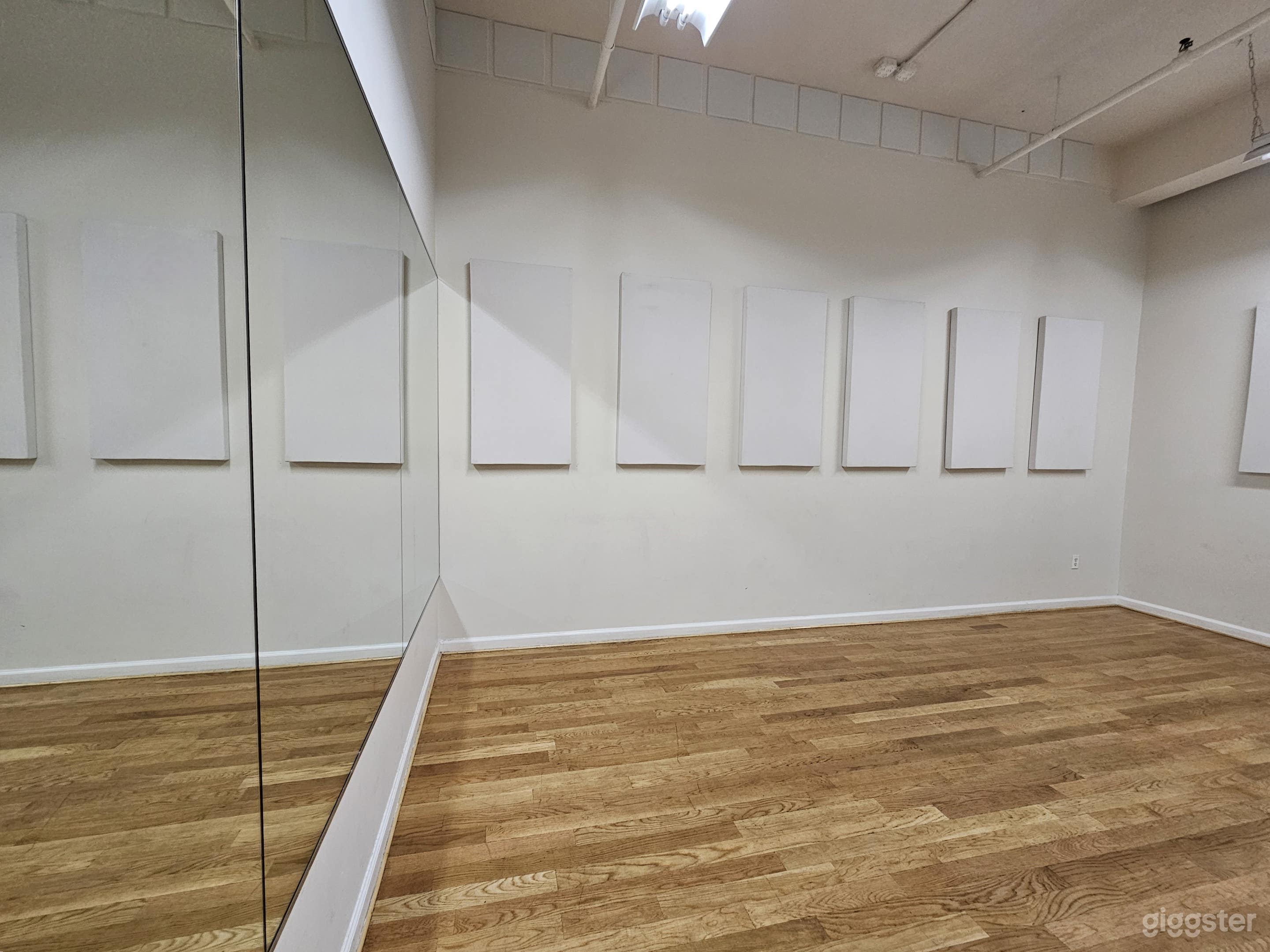 Cre8ive 3-3: Flexible Chelsea Space Photo 2