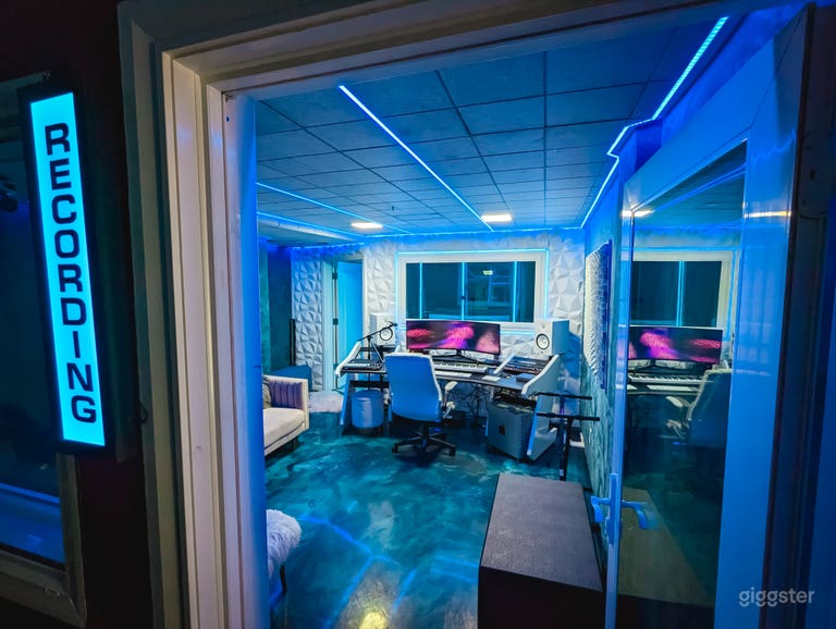  Multimedia Production Studio and Live Event Space 