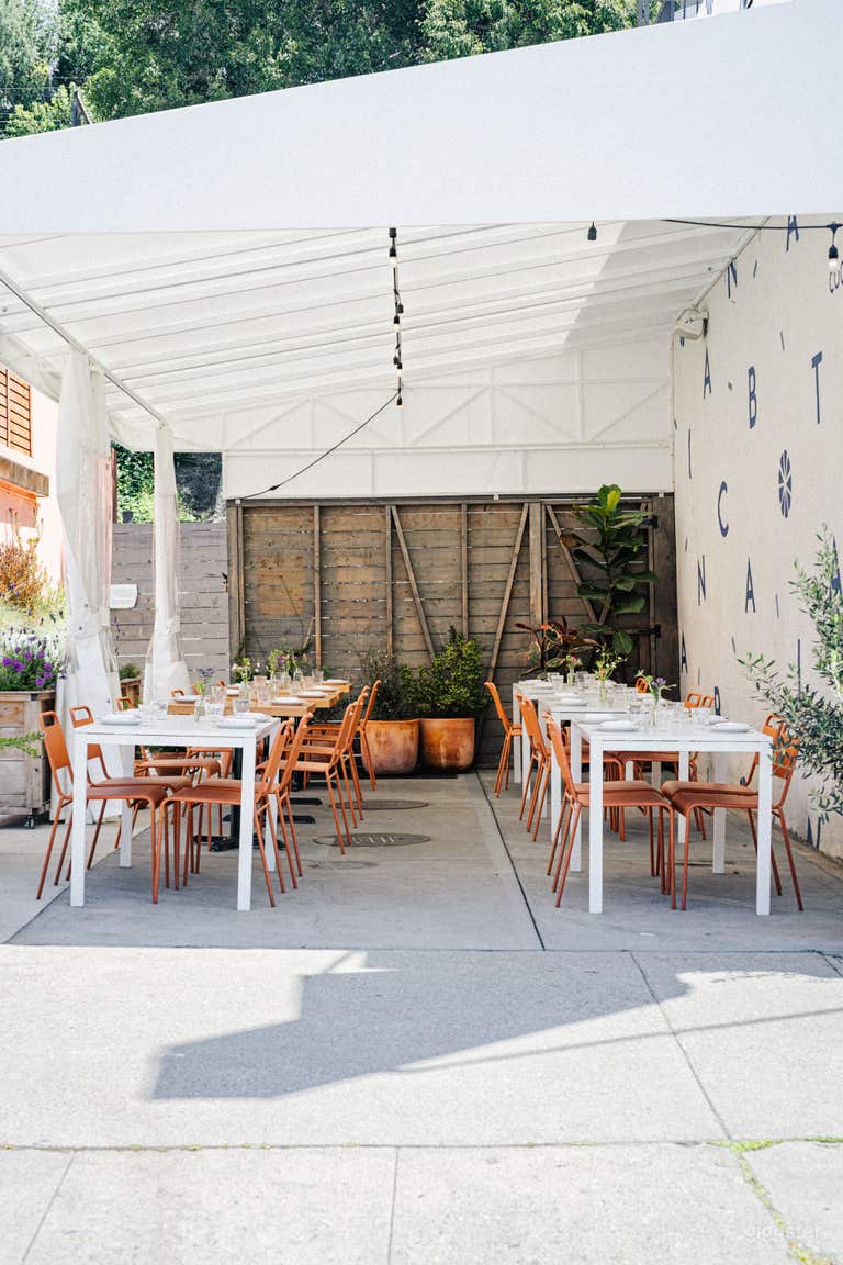  Side patio (covered) 