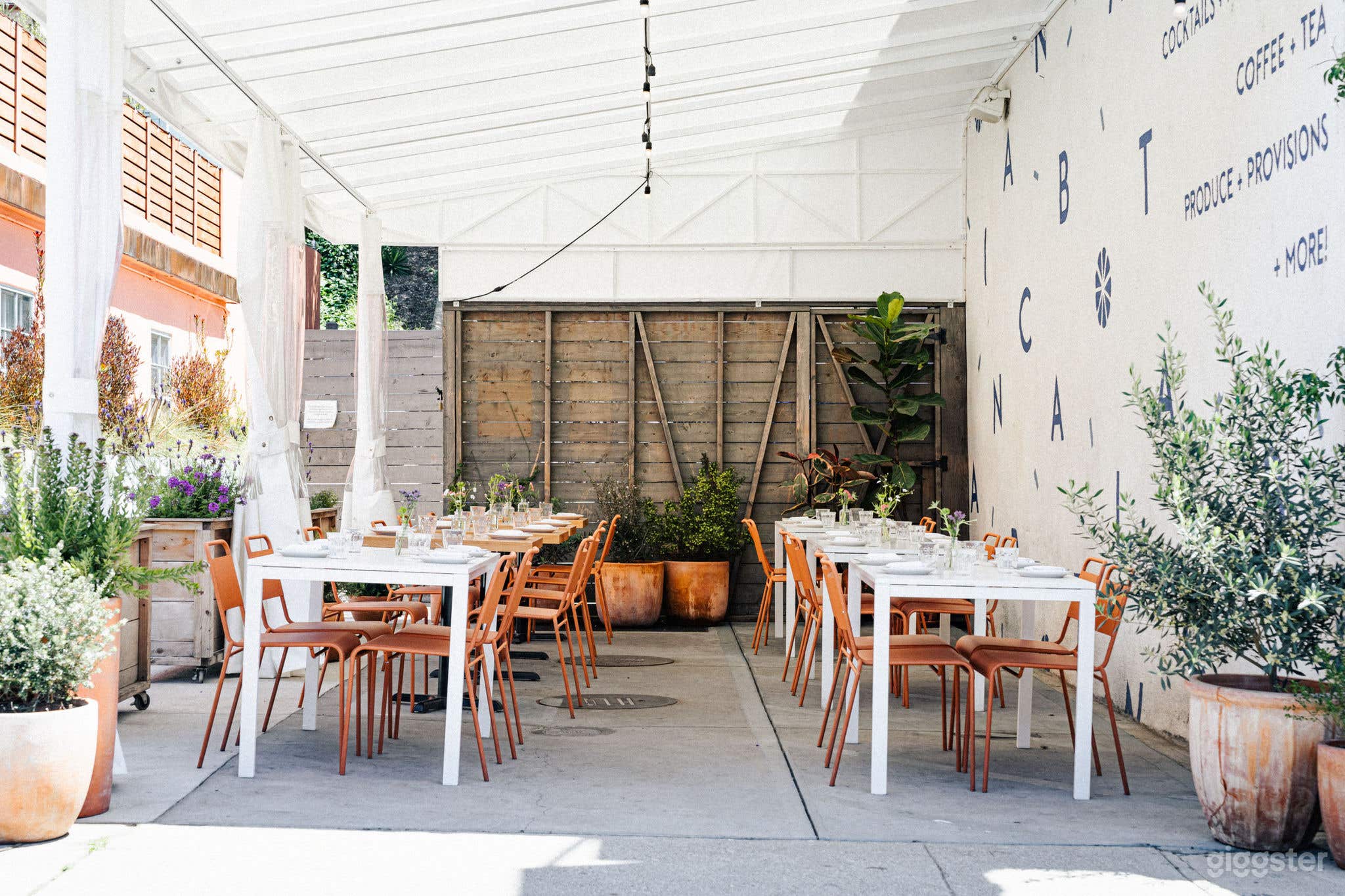 Side patio (covered)