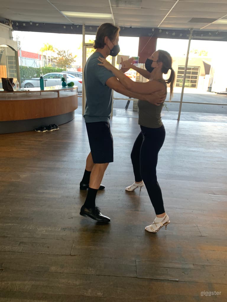  The Middle Room (Smaller Dance Studio) 