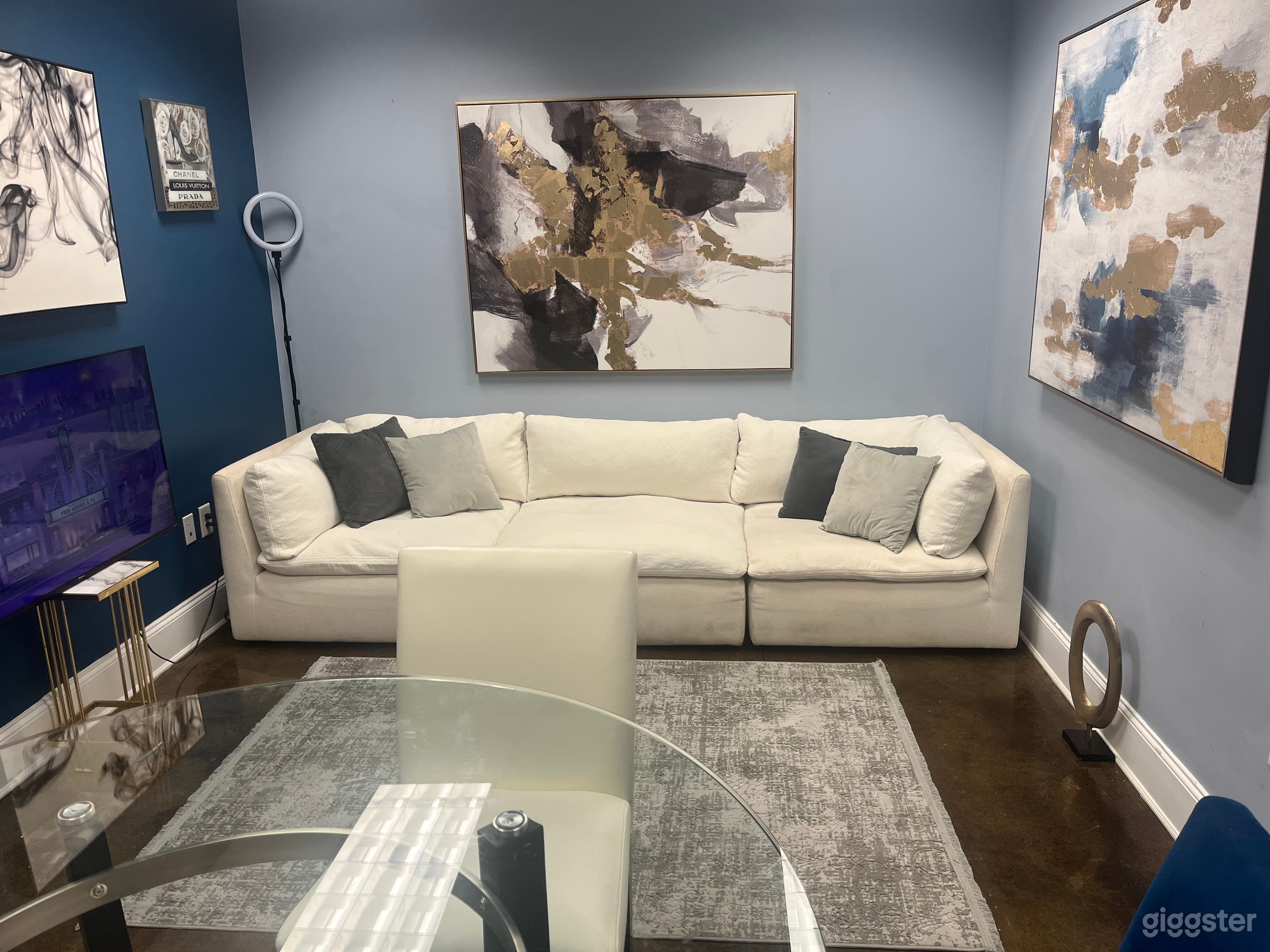 Stylish space for photo shoots, office, videos Photo 1