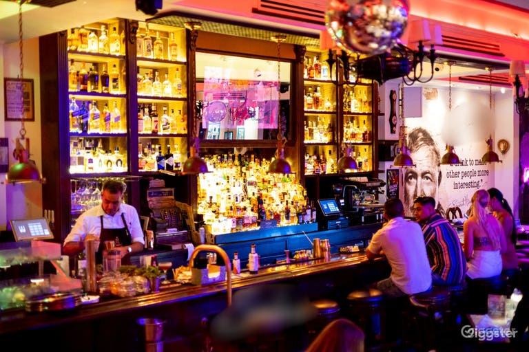  Sala'o Cuban Restaurant & Bar - Live music 