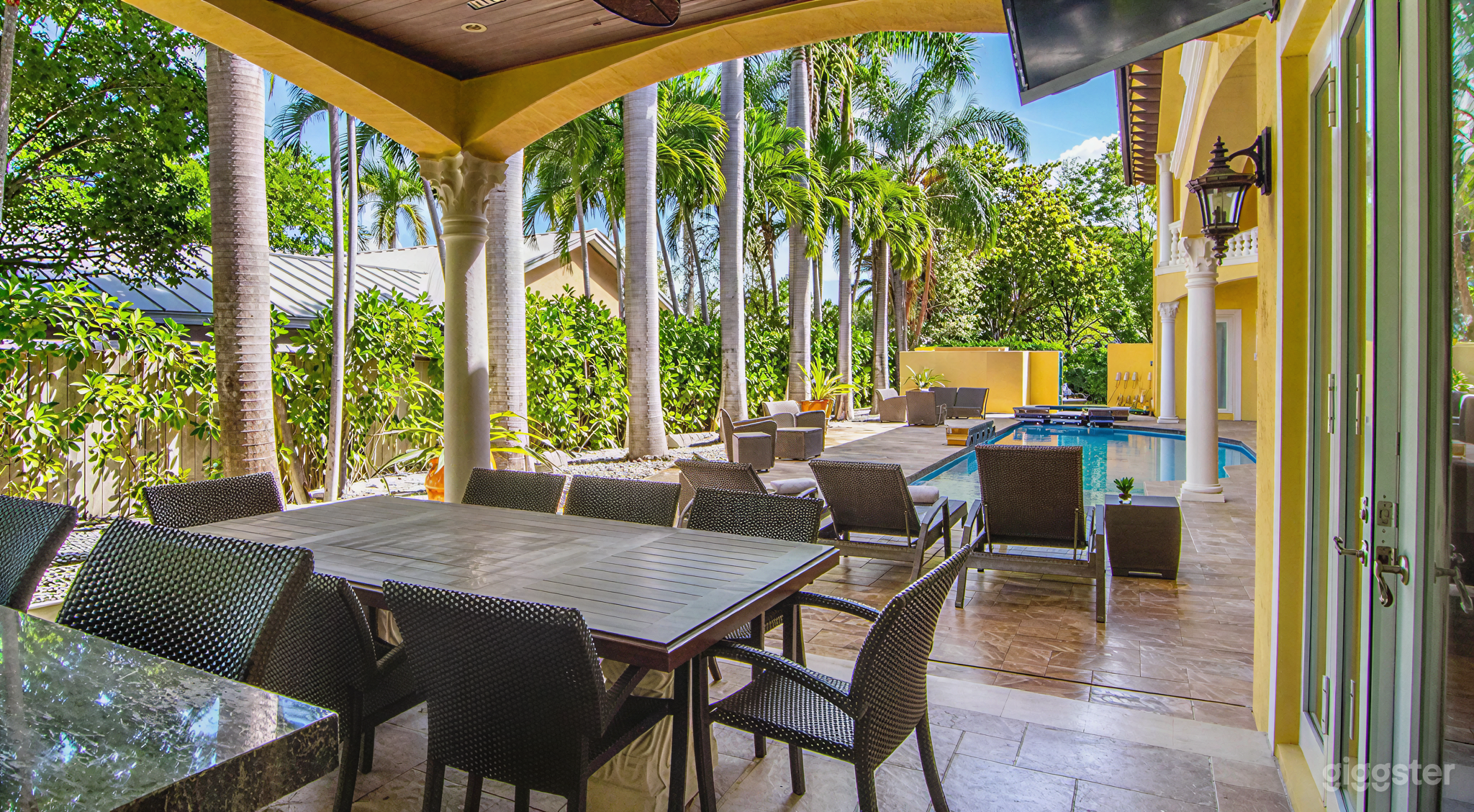 Resort-Style Pool Oasis with Waterfall Spa & Outdoor Kitchen Photo 4