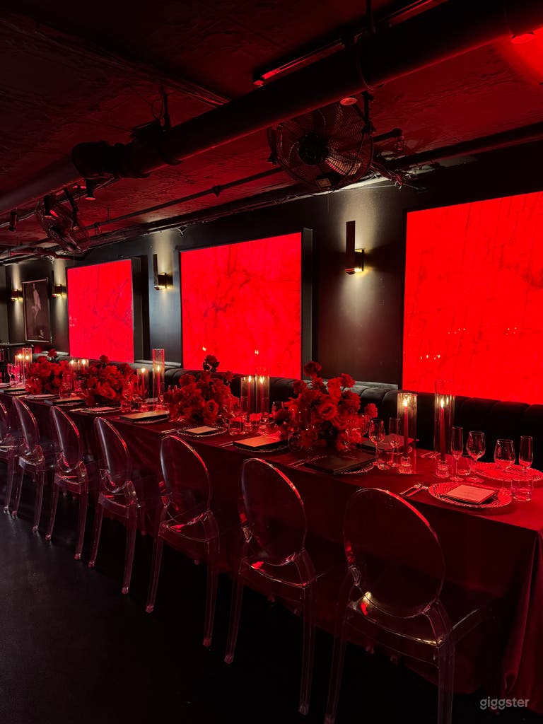  IntimateToronto Nightclub & Event Space with Bar 