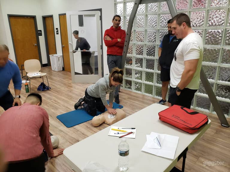  Urban Lifestyle Fitness Studio 