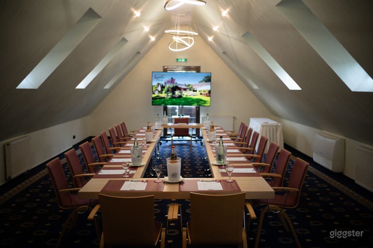  Windsor - Conference room for 16 to 50 people 