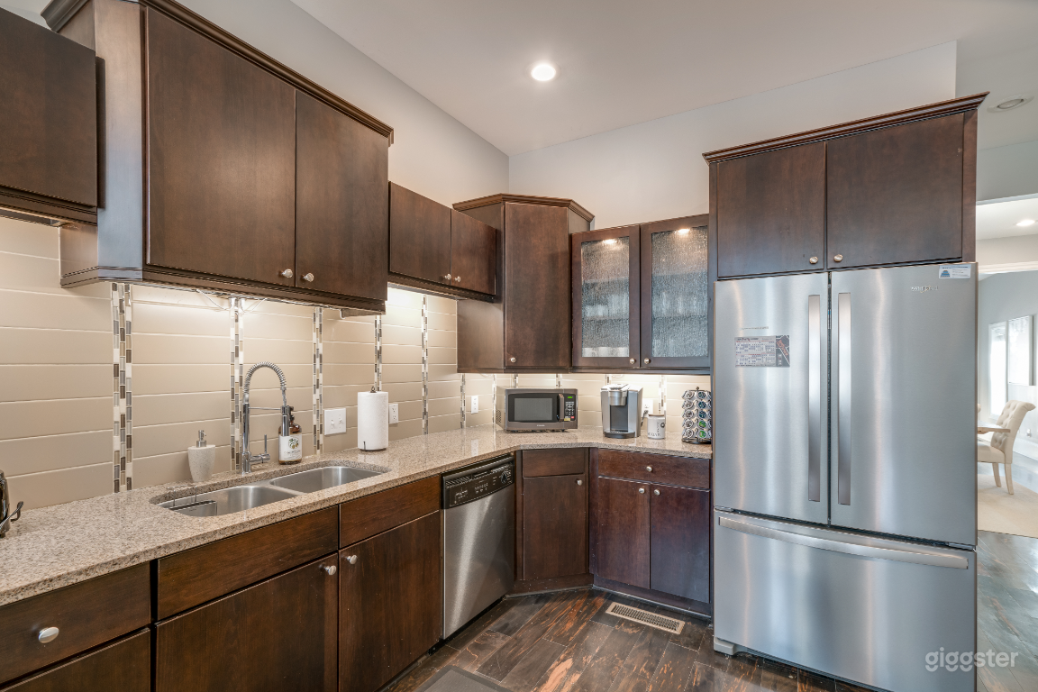 Million Dollar Modern Luxury in Old Fourth Ward Photo 3