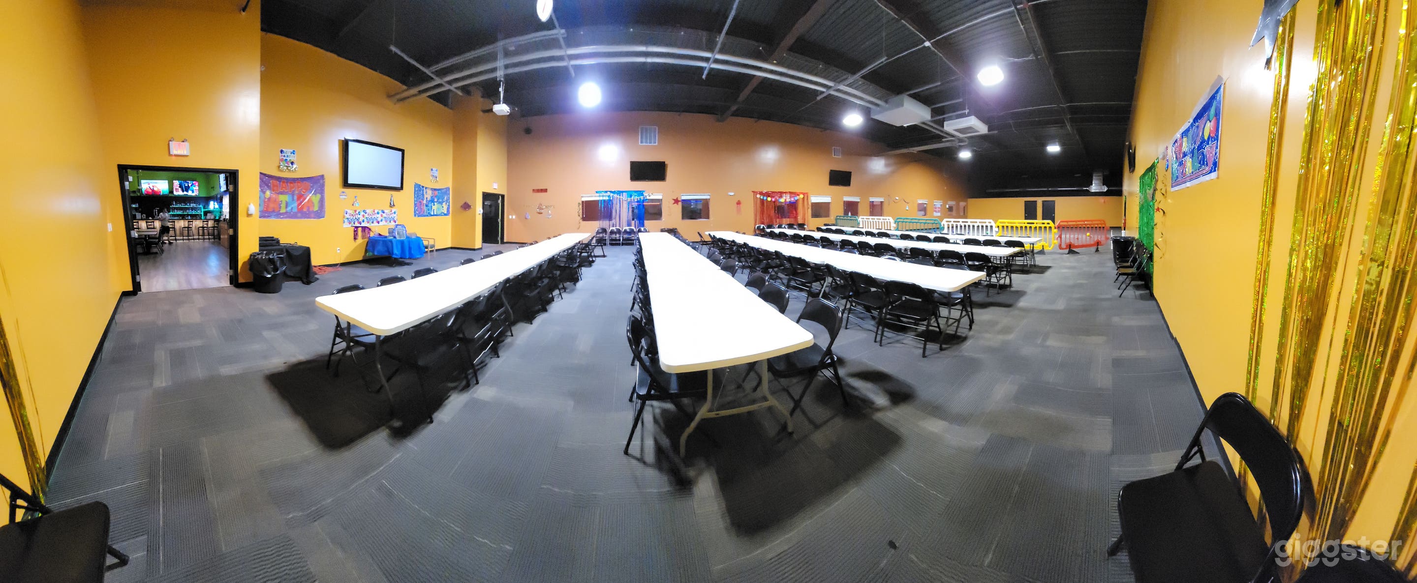 XL Banquet Room Photo 3