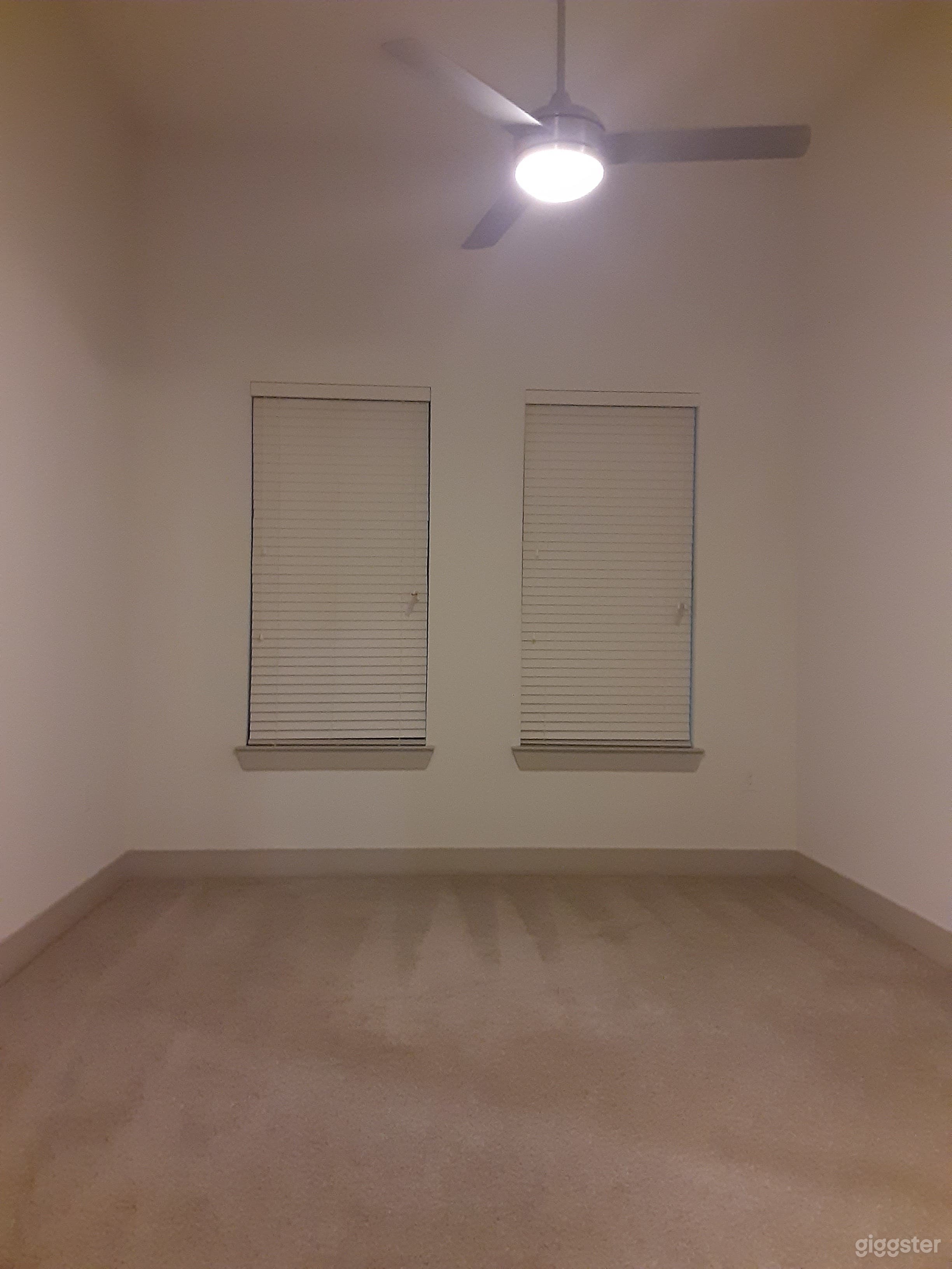 Very large master bedroom with high ceilings as well...