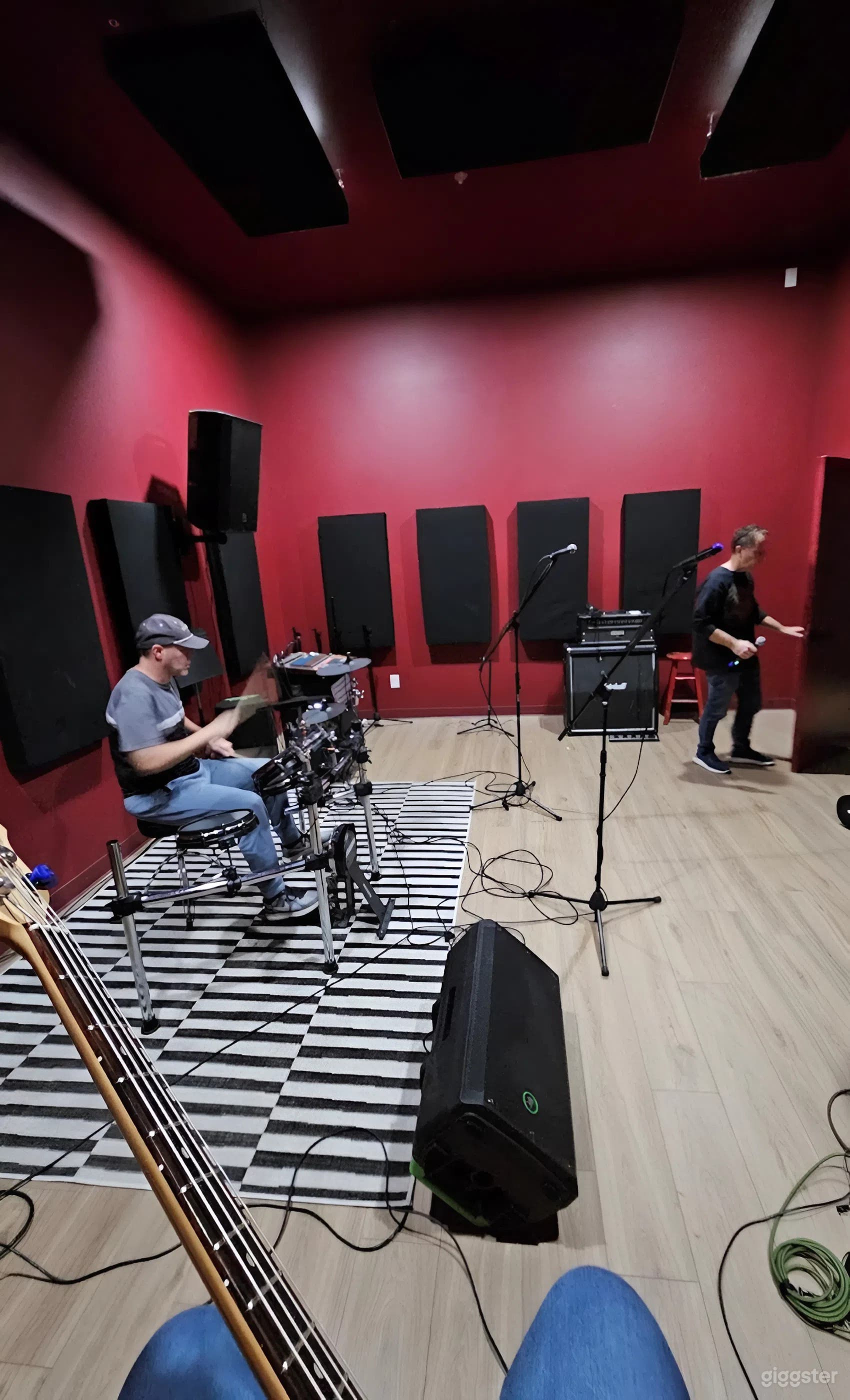 Red Room - Rehearsal Space Photo 3