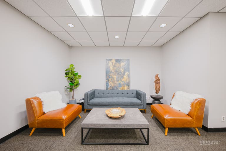  SLEEK SEPULVEDA WORKSPACE PRIVATE OFFICE 