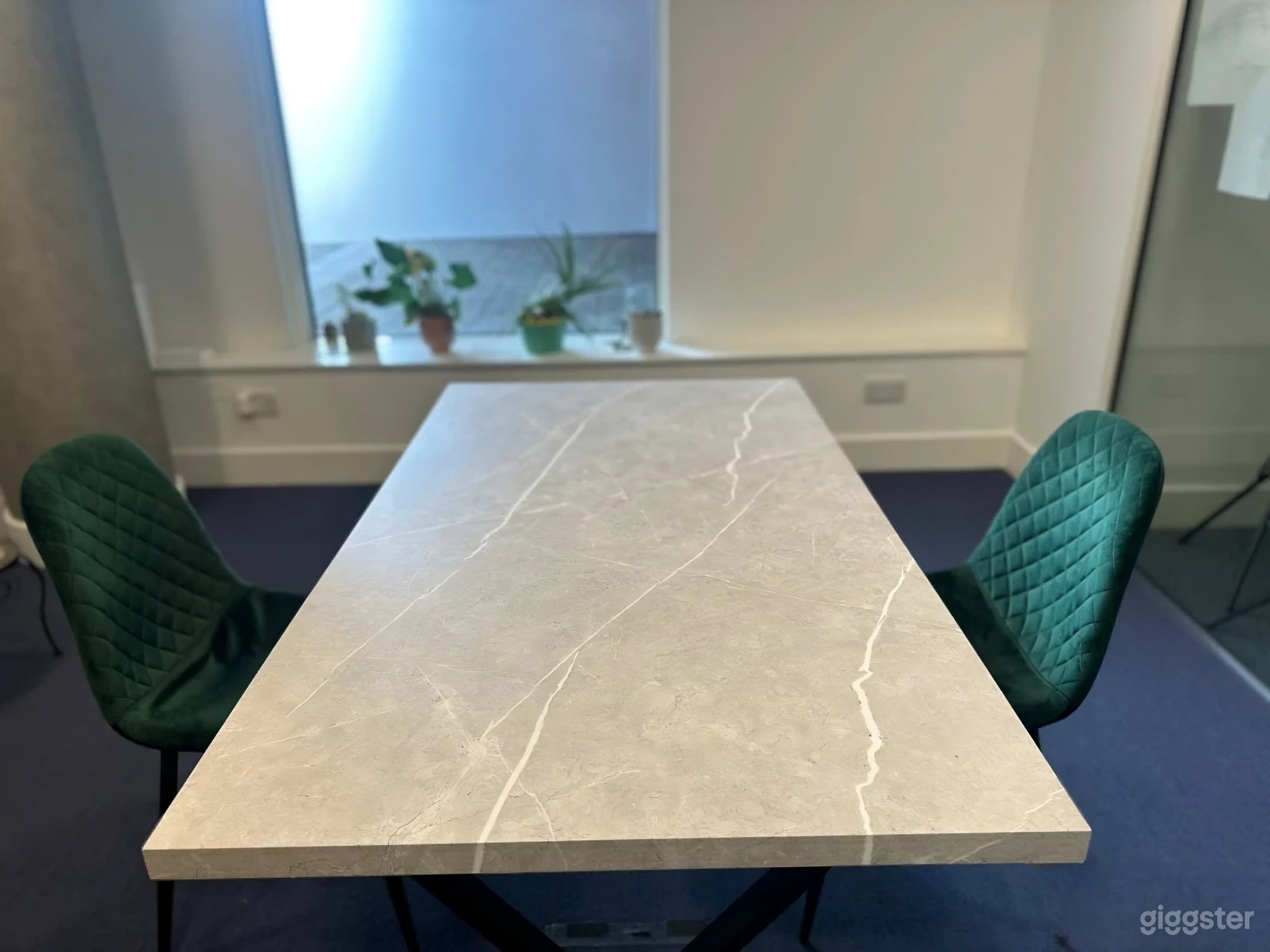 Vauxhall Workshop Room Photo 4