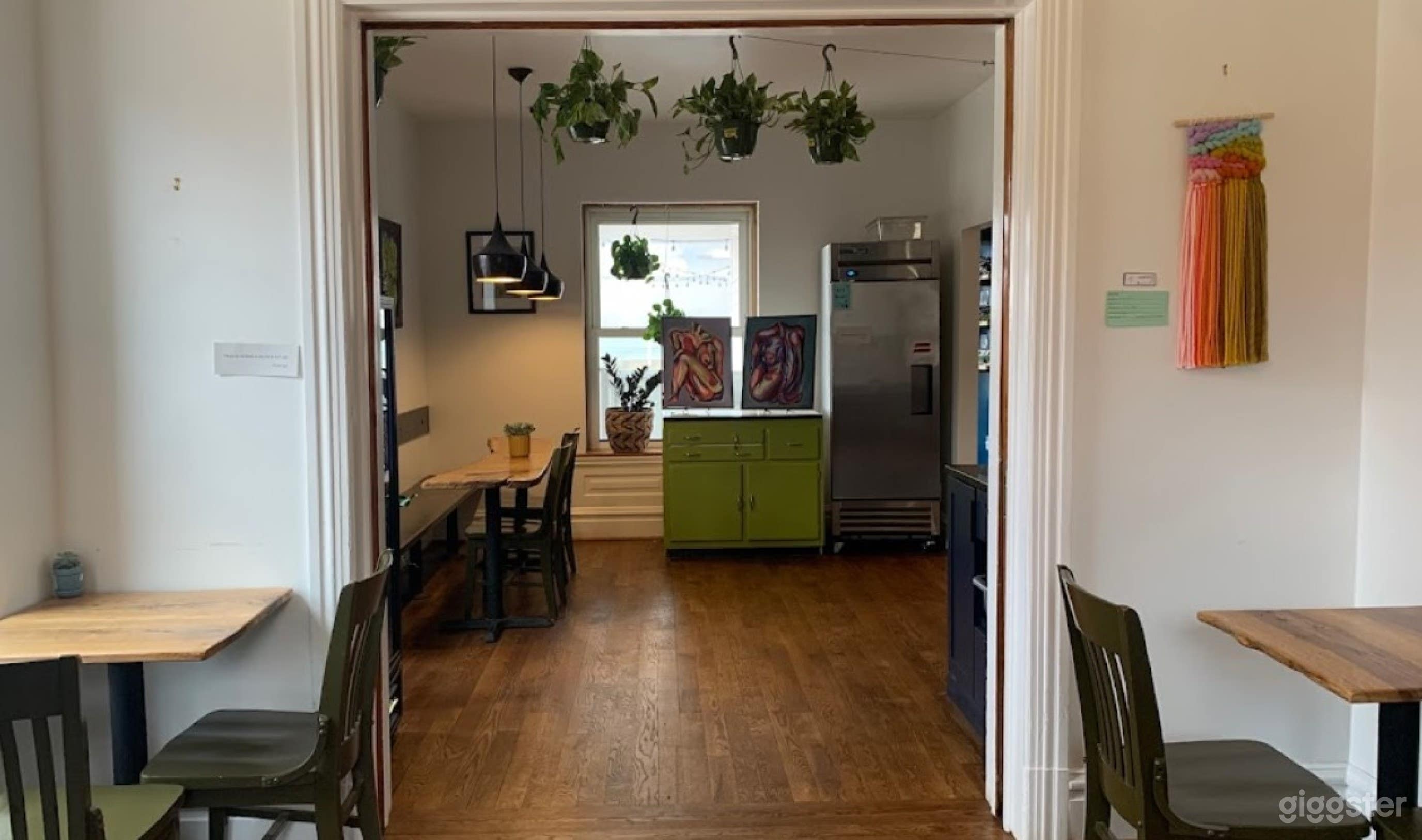 Coffee Shop With Attractive Garden Set Up (Full Buy Out) Photo 3