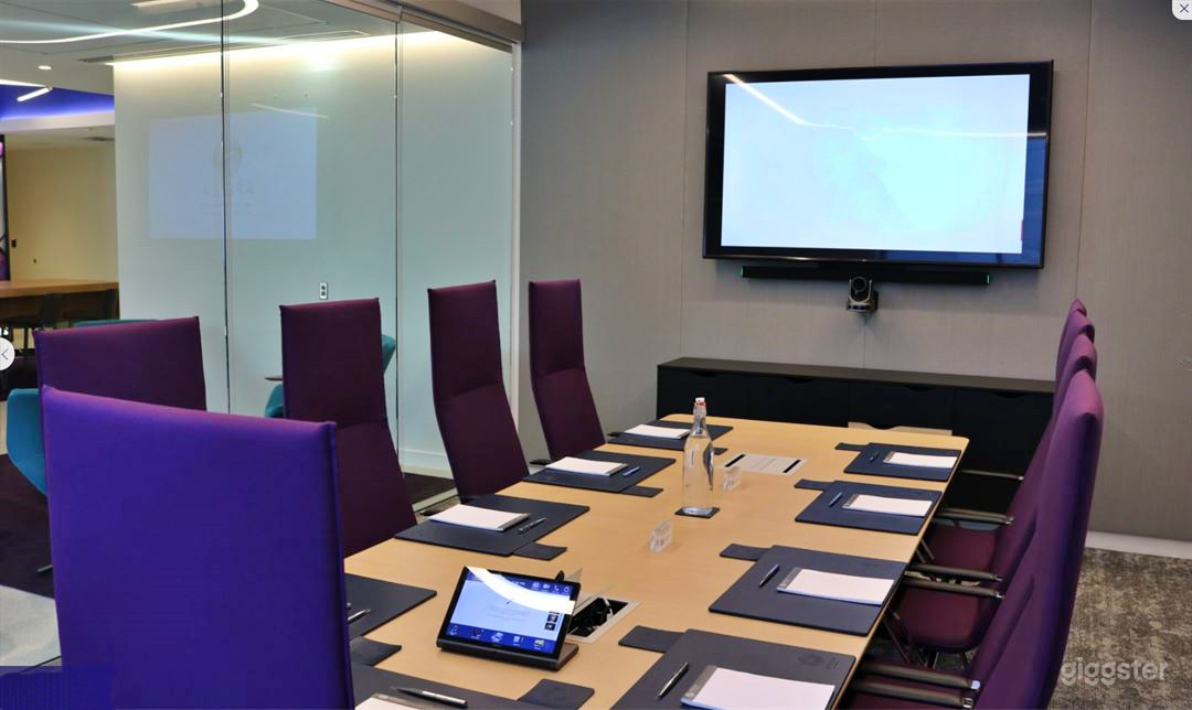 Executive Boardroom for 10 Guests Photo 3