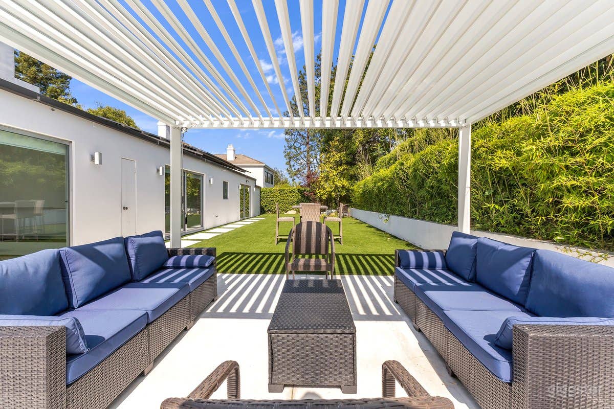 Bel Air Park home Cul-de-Sac Architectural, Private  Photo 3