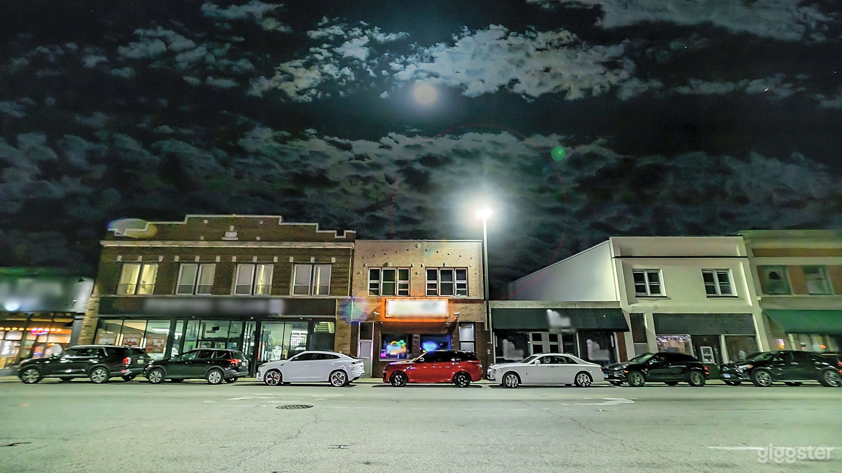 One of the Southside's Most Well Known Bars Photo 2